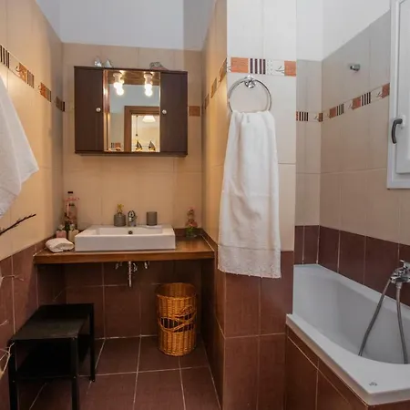 Elisso 阿尔戈斯托利翁