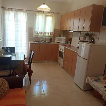 Elisso * ארגוסטולי