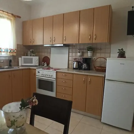 Elisso ארגוסטולי